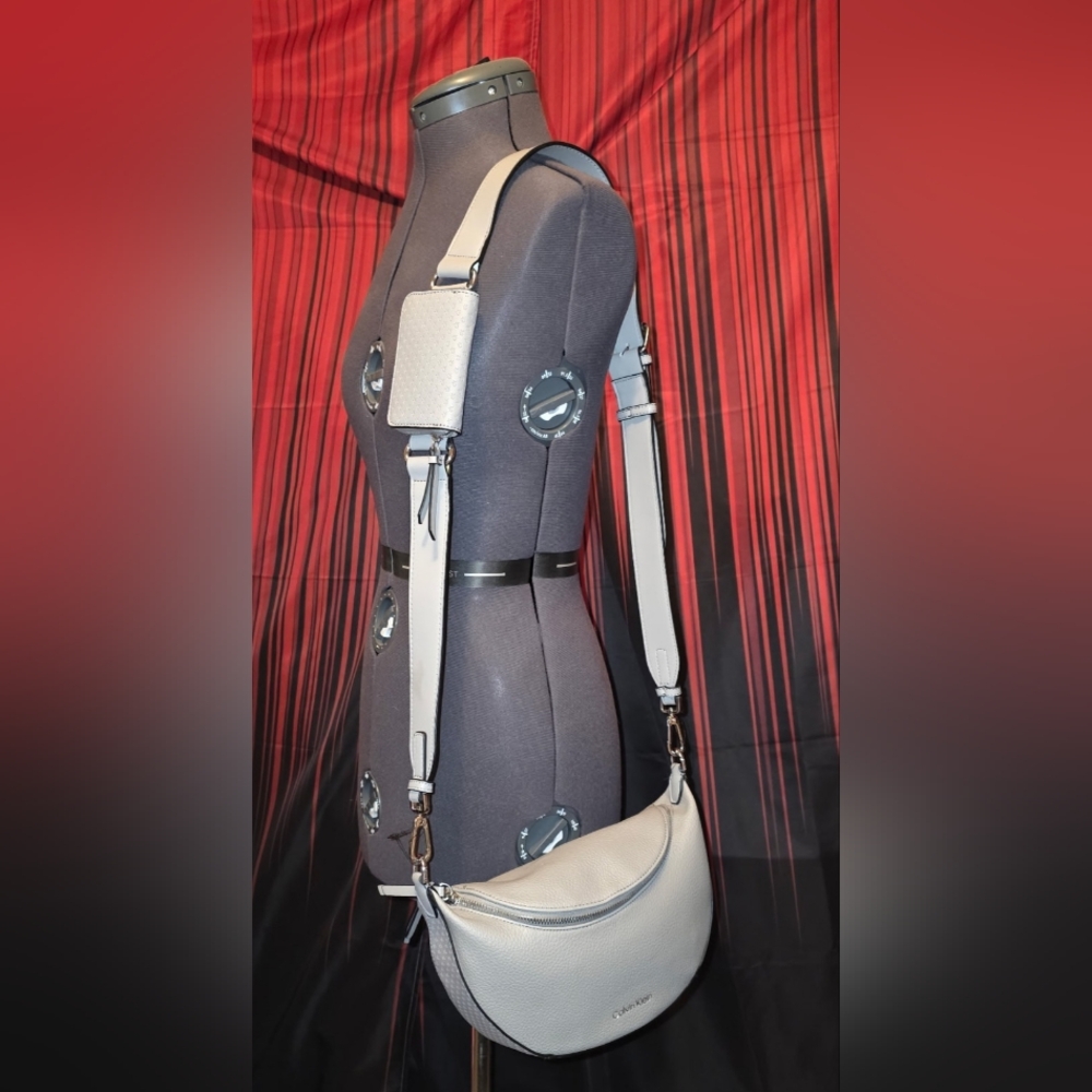 Calvin Klein Collection Light Gray Shoulder Bag